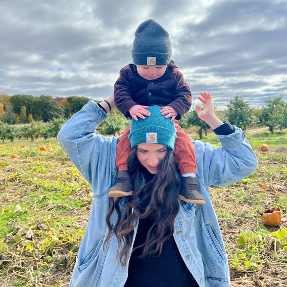 •𝕄𝕖𝕖𝕥 𝕋𝕙𝕖 𝕊𝕖𝕝𝕝𝕖𝕣• - Picture 6 of 8